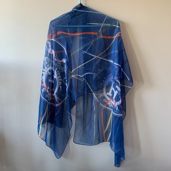 Hermes Scarf 27x66 inches Made in France Attrape Tes Reves Silk Logo RARE - Picture 6 of 9